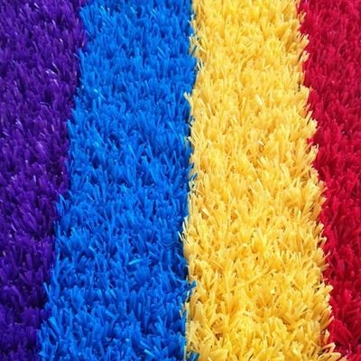 Vermelho Amarelo Azul Púrpura Artificial Crianças Erva Grama Arco-íris Pista Densidade 22050 pontos/m2