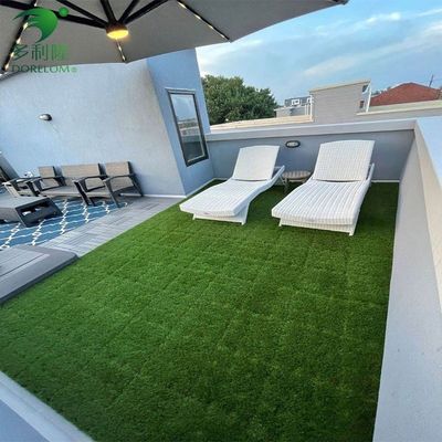 Commercial de grama artificial grama de telhas de design de interligação 3/8 polegadas Gauge DIY Pet Lawn Mat