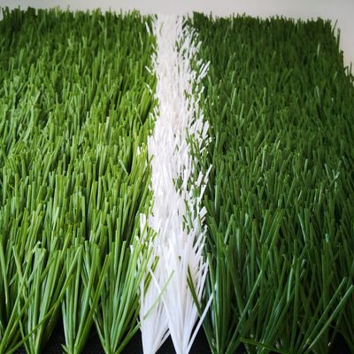 20 pontos/m Taxa de pontos 55 mm Erva artificial para campo de futebol Erva sintética