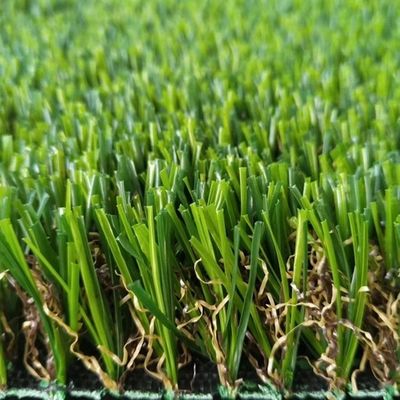 Revestimento SPU Erva artificial natural verde macia para jardim ao ar livre Paisagem de fundo