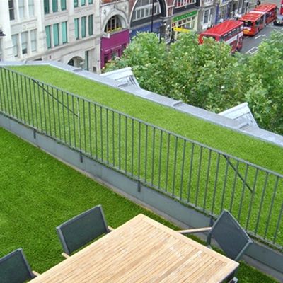 8204 Tapete de grama de plástico A solução definitiva para paisagismo e decoração de jardins