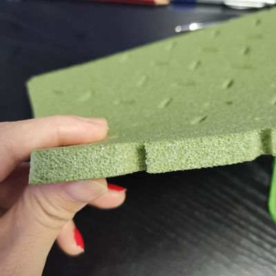 Pad de choque XPE para gramado artificial para atender às exigências dos clientes