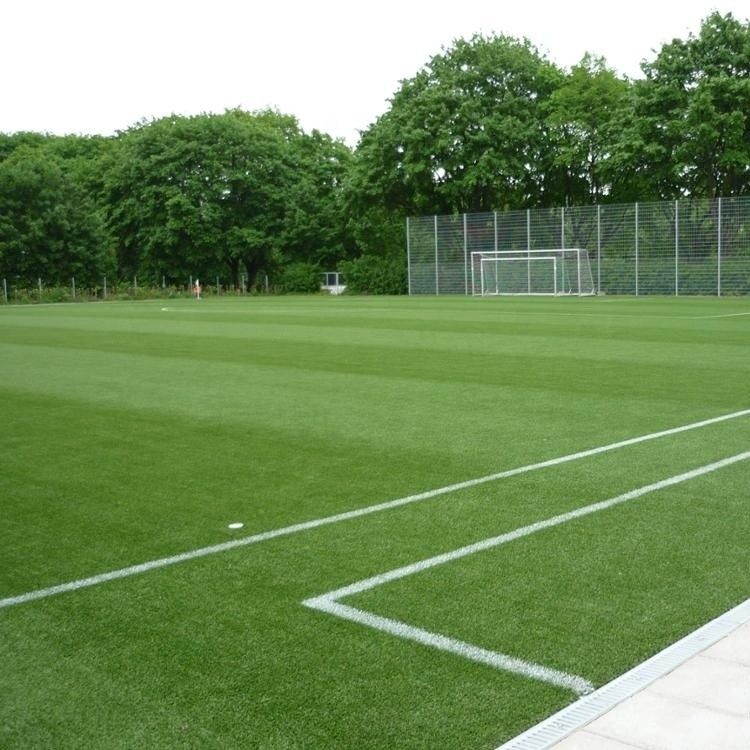 50mm Futebol de grama para campo de futebol em Top Venda de grama artificial pisos esportivos